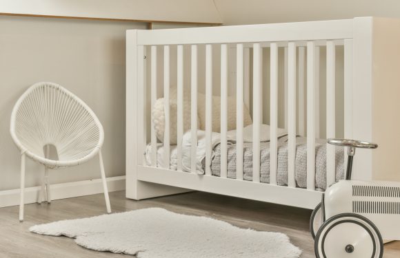 Schlafenszeit: So finden Sie ein perfektes Babybett